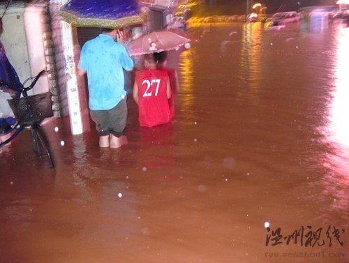 罕見特大暴雨連襲南方6省 今年可能有大洪水