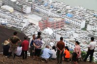 四川漢源突發山體滑坡