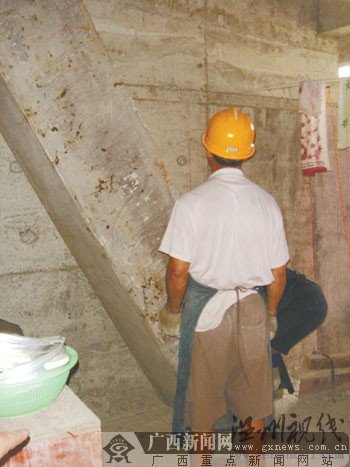 樓盤用問題排煙管道遭舉報施工方稱系公開秘密