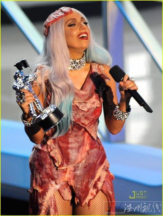 lady gaga mv音樂錄影帶大獎頒獎禮 lady gaga肉片裝有點(diǎn)血腥感覺