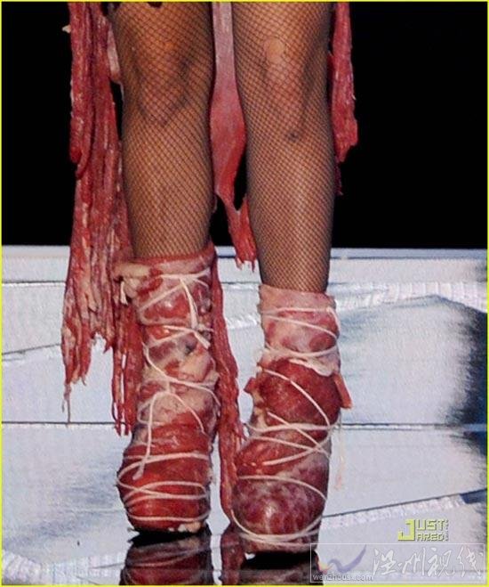 lady gaga mv音樂錄影帶大獎頒獎禮 lady gaga 肉片裝有點(diǎn)血腥感覺