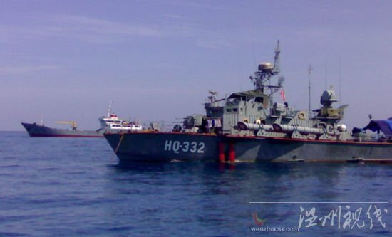 資料圖：越南海軍艦艇進行作戰(zhàn)訓練