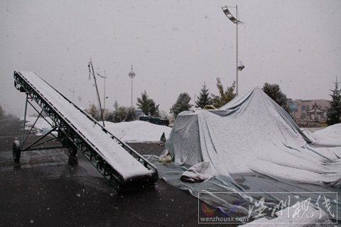 新疆昭蘇地區(qū)迎來今冬首場大雪（組圖）