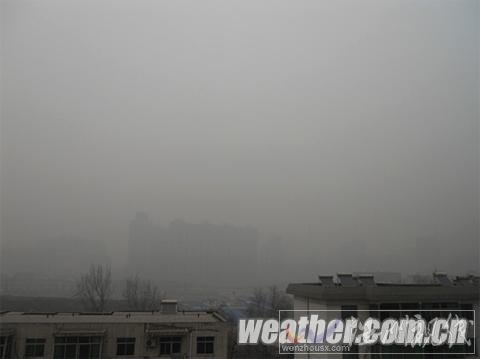 西安霧霾天持續三日 可能成為元旦出行障礙