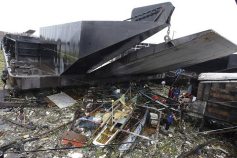 菲律賓多地連降暴雨 3人死亡近3萬人受災