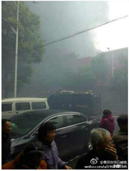 大火產生的濃煙非常大