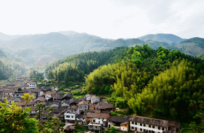 在那遙遠(yuǎn)的小山村圖片