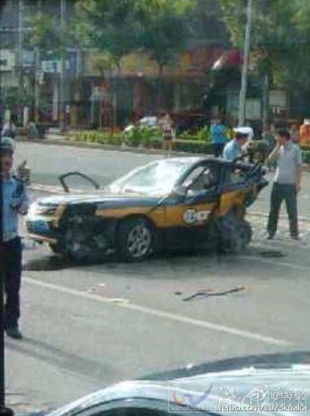 出租車司機車禍后當場死亡
