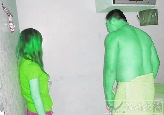 男子嫖娼遇到女友賣淫 警察臨檢逮到兩人發(fā)現(xiàn)是情侶關(guān)系