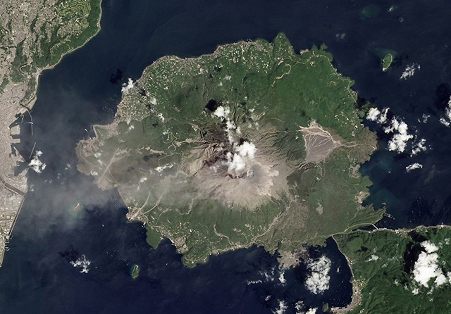 火山噴發太空俯瞰圖