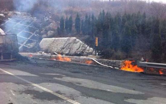 晉濟高速油罐車爆炸