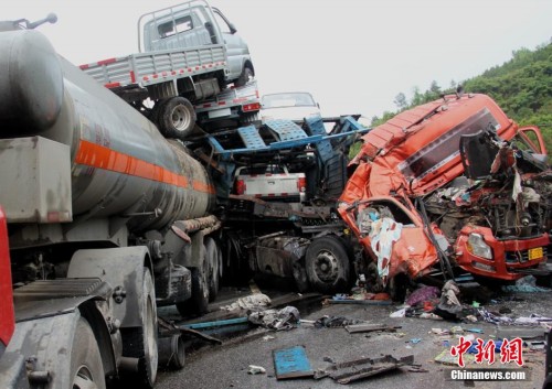 京昆高速車禍