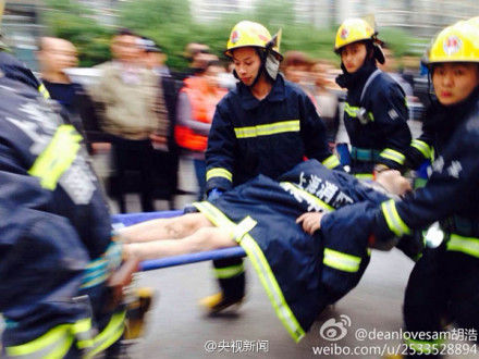 上海居民樓倒塌 上海虹口區(qū)老式居民樓倒塌2死3傷