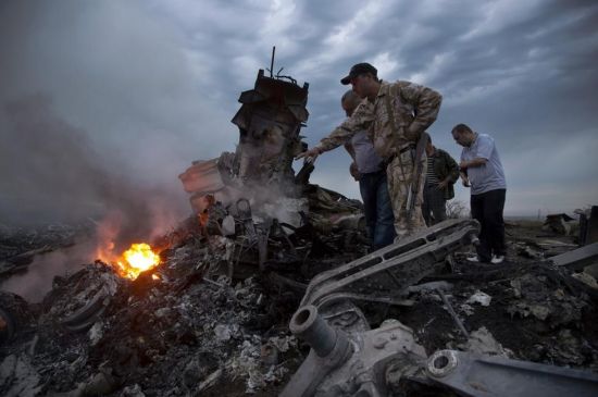 馬航mh17客機(jī)墜毀