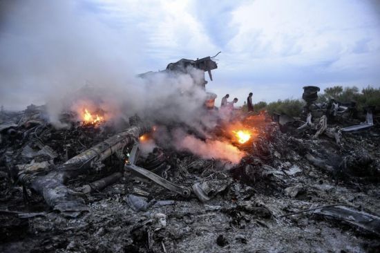 馬航mh17客機(jī)墜毀