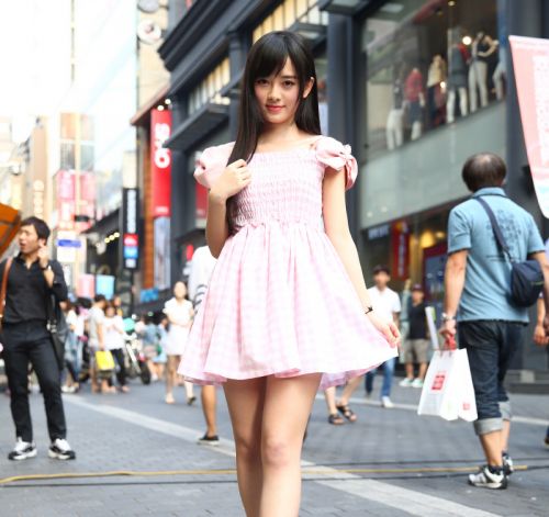 鞠婧袆?wù)掌? /><br />
鞠婧袆?wù)掌?/p>　　本文“”來(lái)源：http://www.zhenzhibao.cn/yule/redian/57284.html，轉(zhuǎn)載必須保留網(wǎng)址。
<p class=