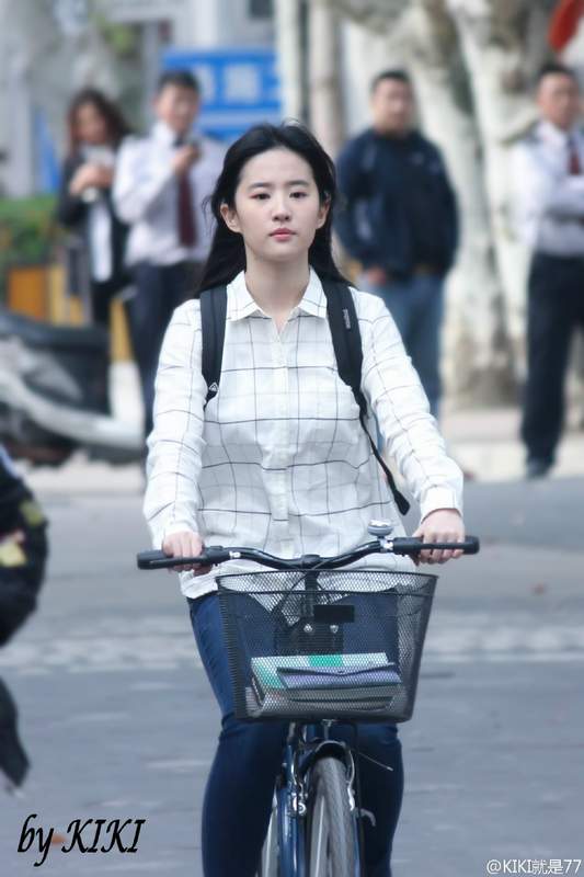 劉亦菲《原來(lái)你還在這里》
