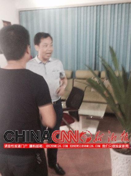文聯主席曬詩遭差評，熊艾春怒砸耒陽社區網站辦公室電腦