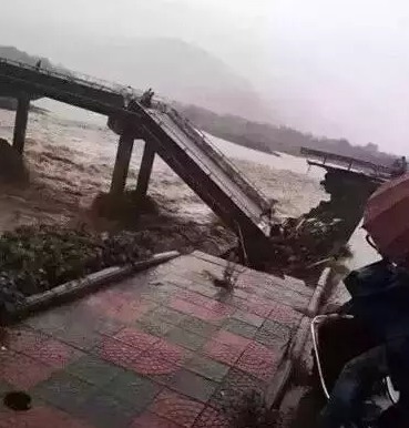 瑞安高樓鎮(zhèn)高樓大橋垮塌