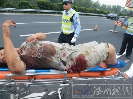 滬蓉高速車禍現場