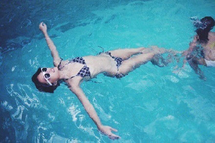 陳奕迅女兒泳裝照