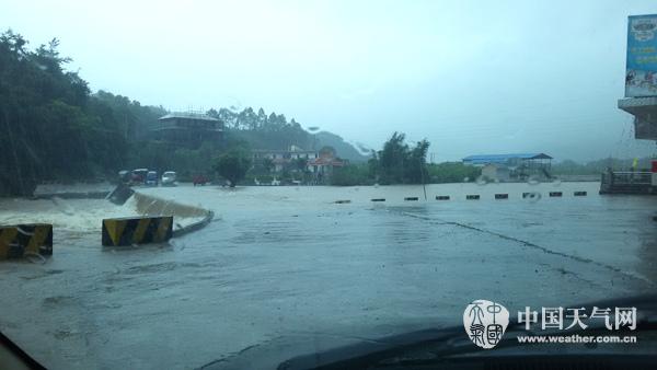 廣西多地降暴雨 降雨30日晚減弱結(jié)束