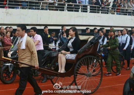 男生穿婚紗找對(duì)象