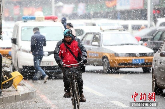 長(zhǎng)春迎初雪