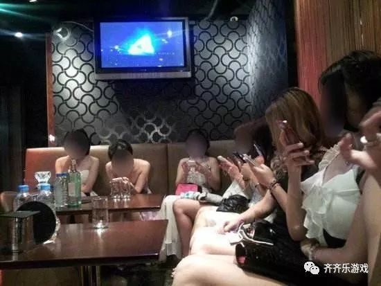 裸貸后又現(xiàn)佳麗貸