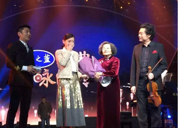 中國第一代鋼琴家巫漪麗