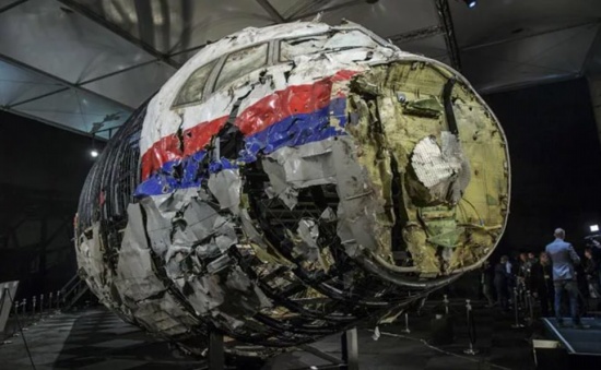 國際調查人員得出的結論是，MH17航班是在烏克蘭東部上空被親俄叛亂分子發(fā)射的導彈擊落的。